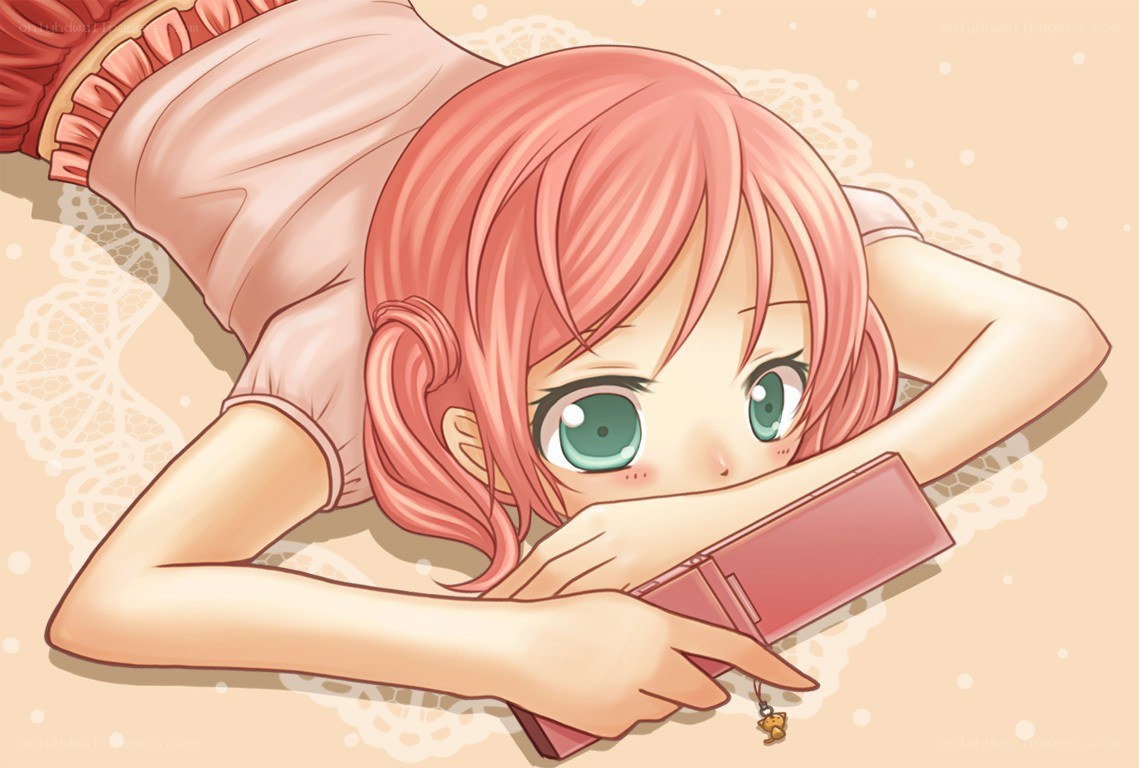 pink-haired girl with wallet