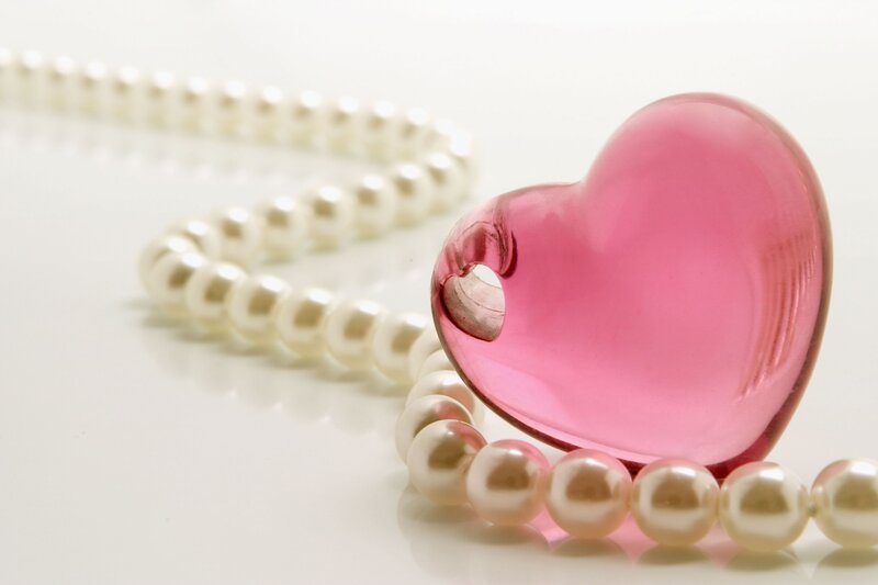 Pink Heart Pendant — Calm