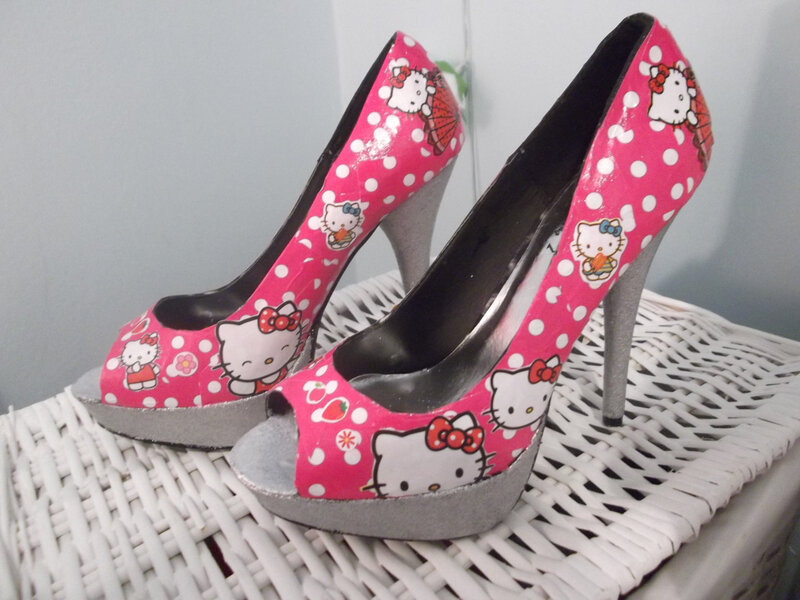 Pink Hello Kitty Heels