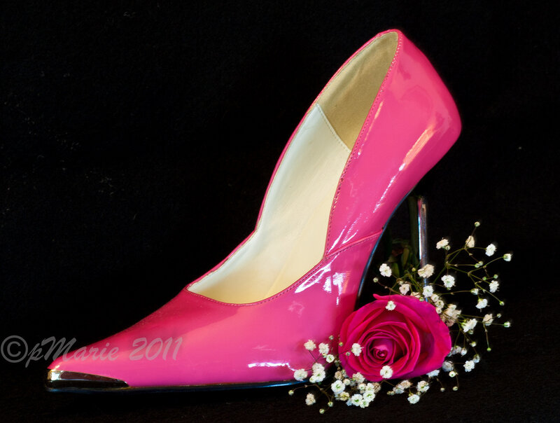 Pink High-heeled Shoe — Dramatic