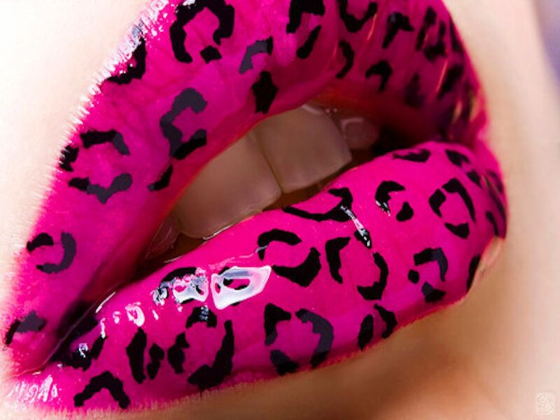 Pink Leopard-print Lips — Vibrant