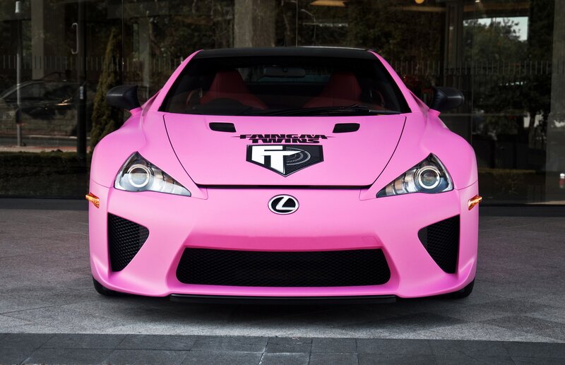 Pink Lexus LFA — Dramatic