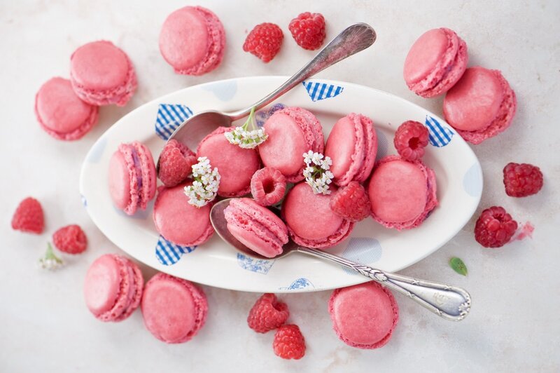 Pink Macarons with Raspberries — Delicate