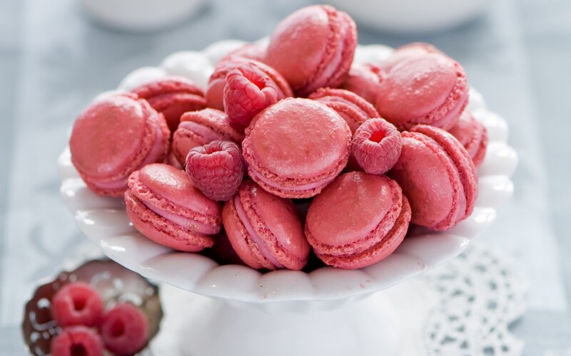 Pink Macarons with Raspberries