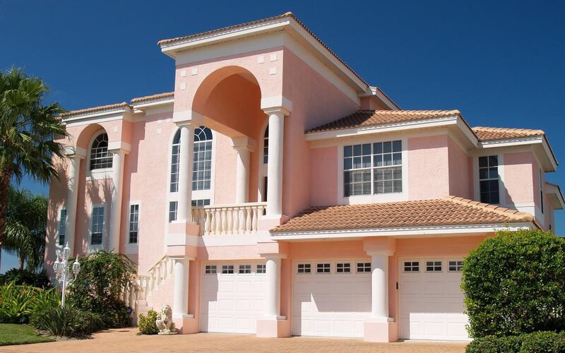 Pink Mediterranean-style house