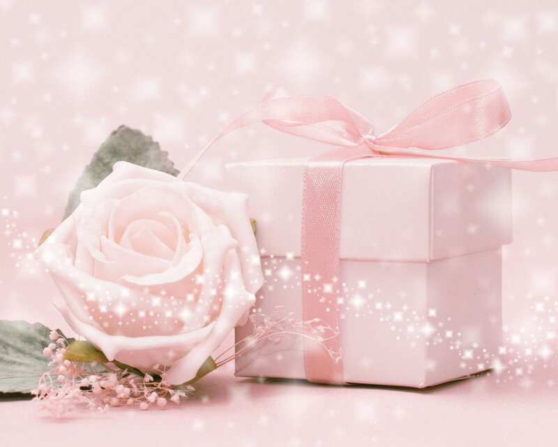 Pink Rose and Gift Box
