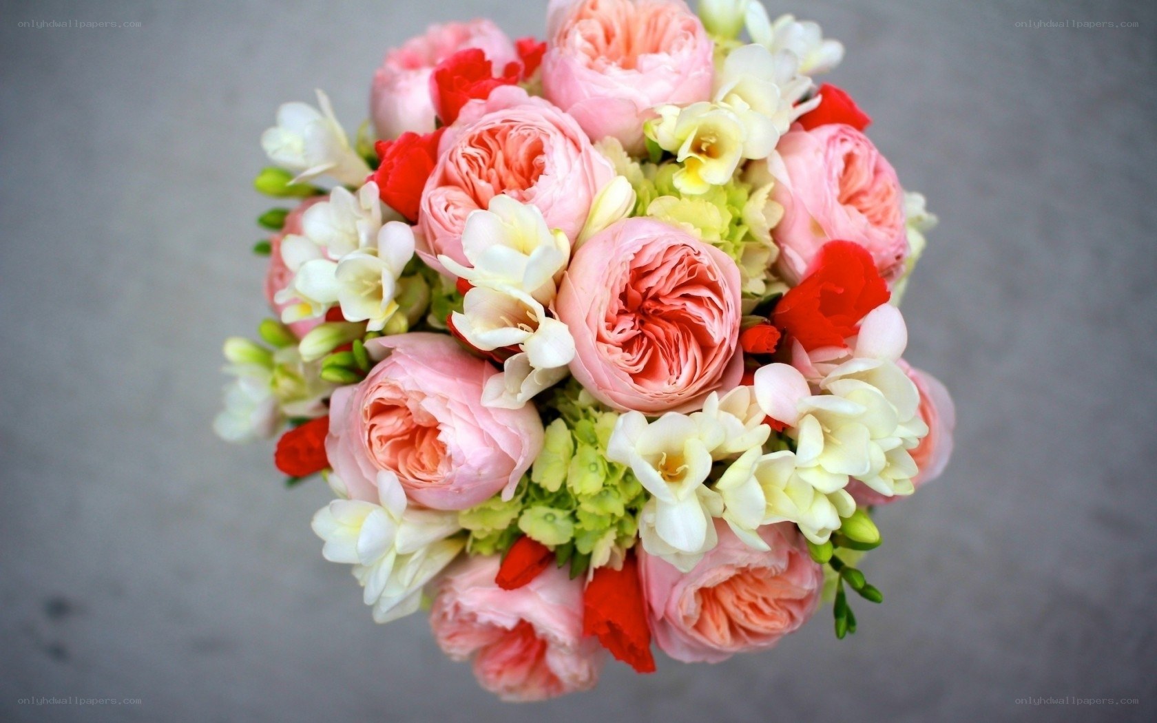 Pink rose bouquet