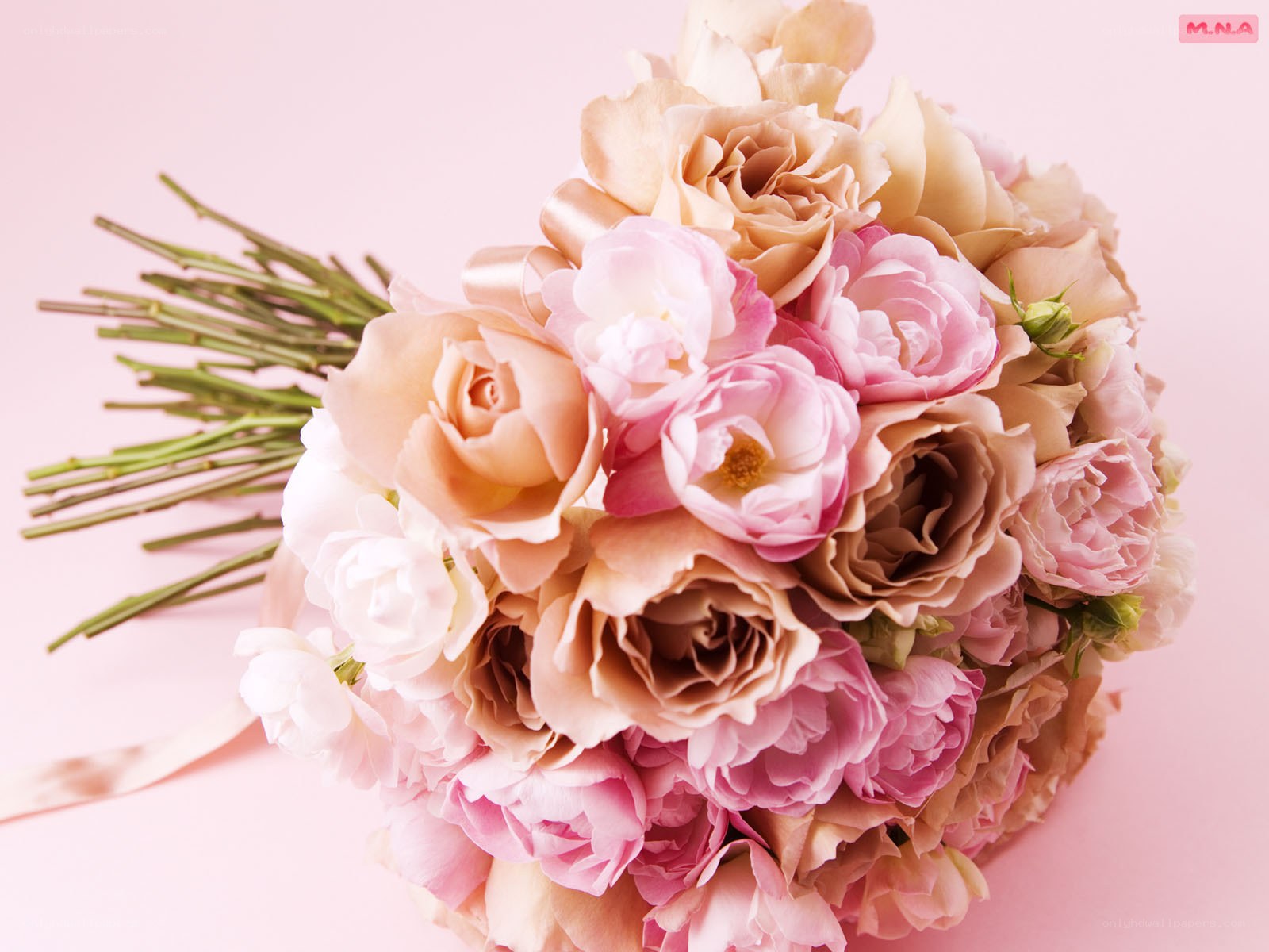 Pink rose bouquet