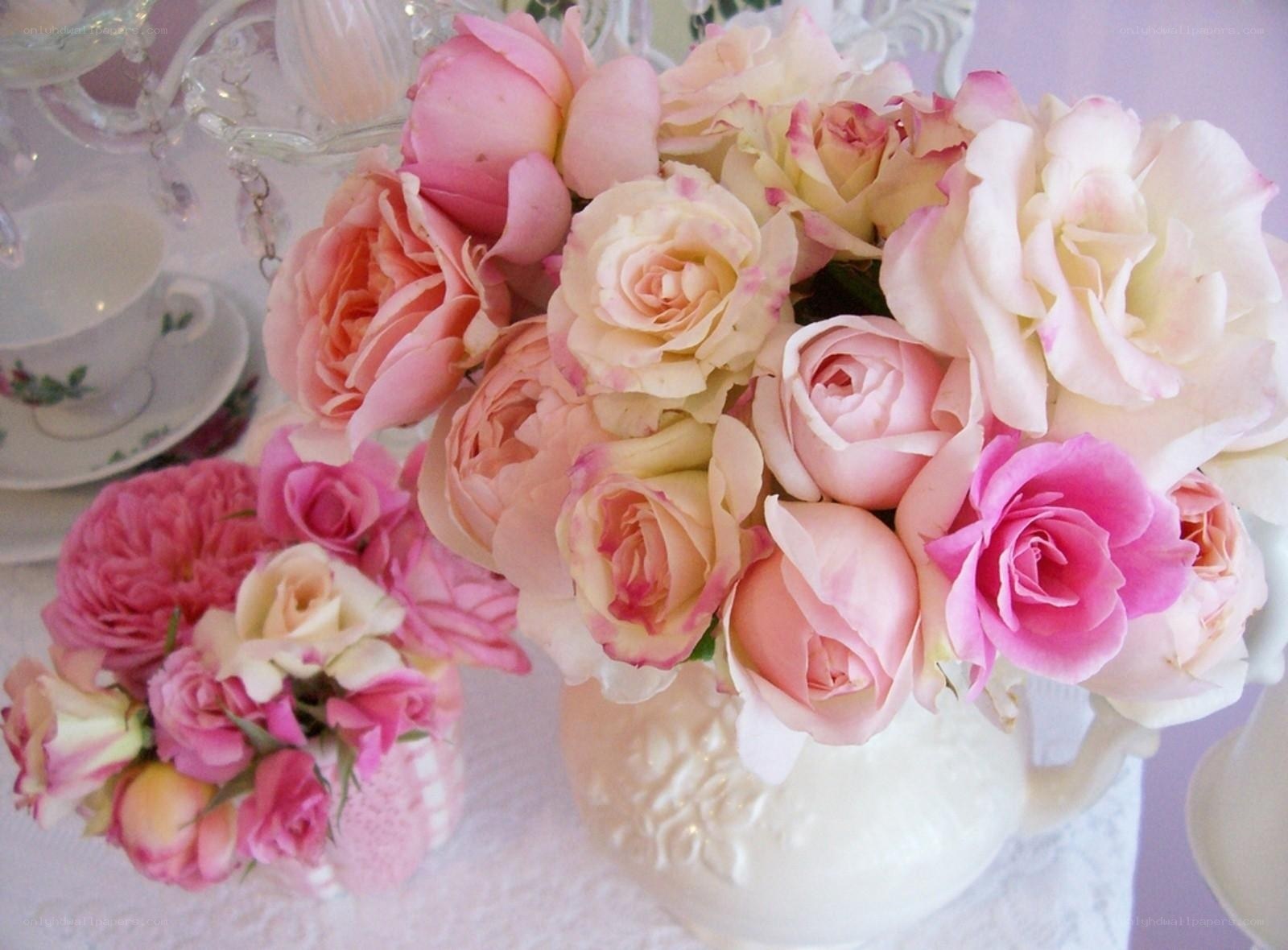 Pink rose bouquet arrangement