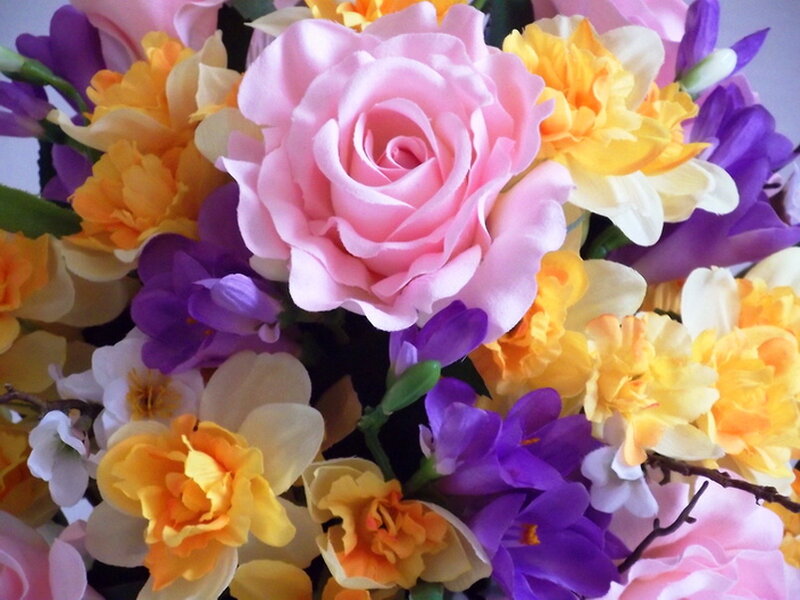 Pink Rose Bouquet — Colorful