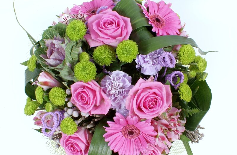 Pink Rose Bouquet — Festive