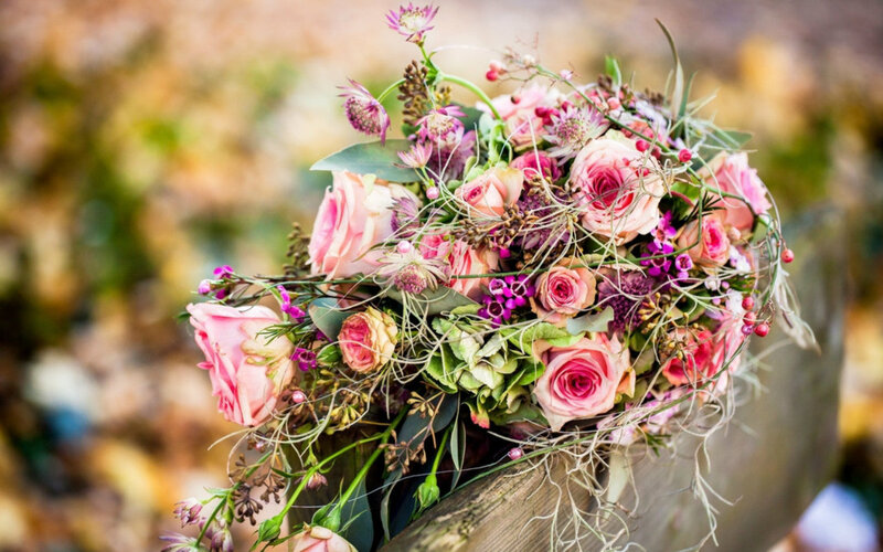 Pink Rose Bouquet — Natural, Autumn