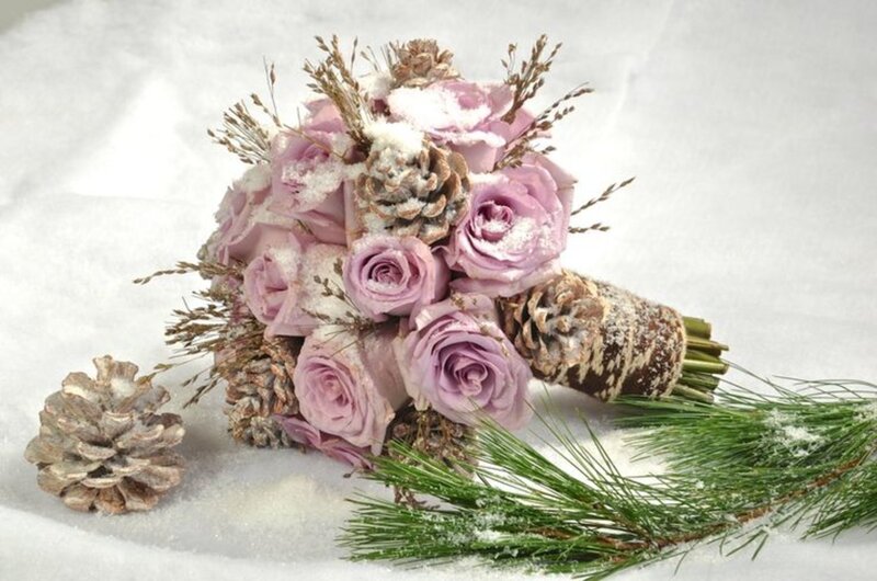 Pink Rose Bouquet — Serene, Winter