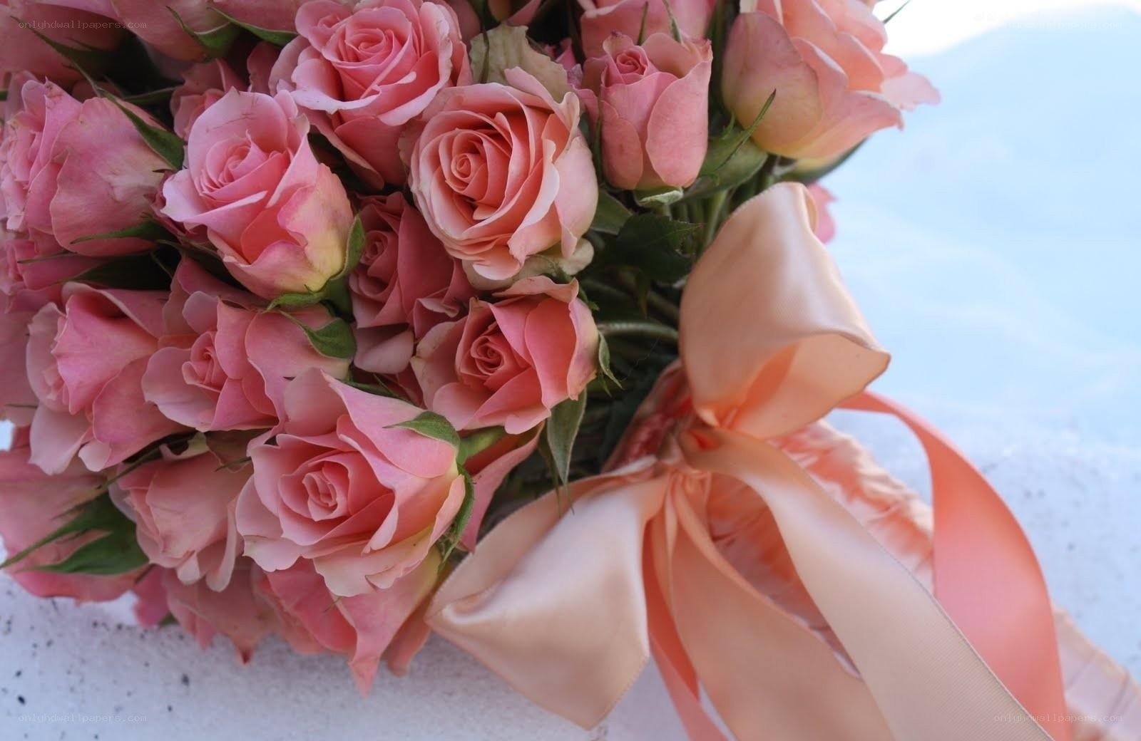 Pink rose bouquet with ribbon