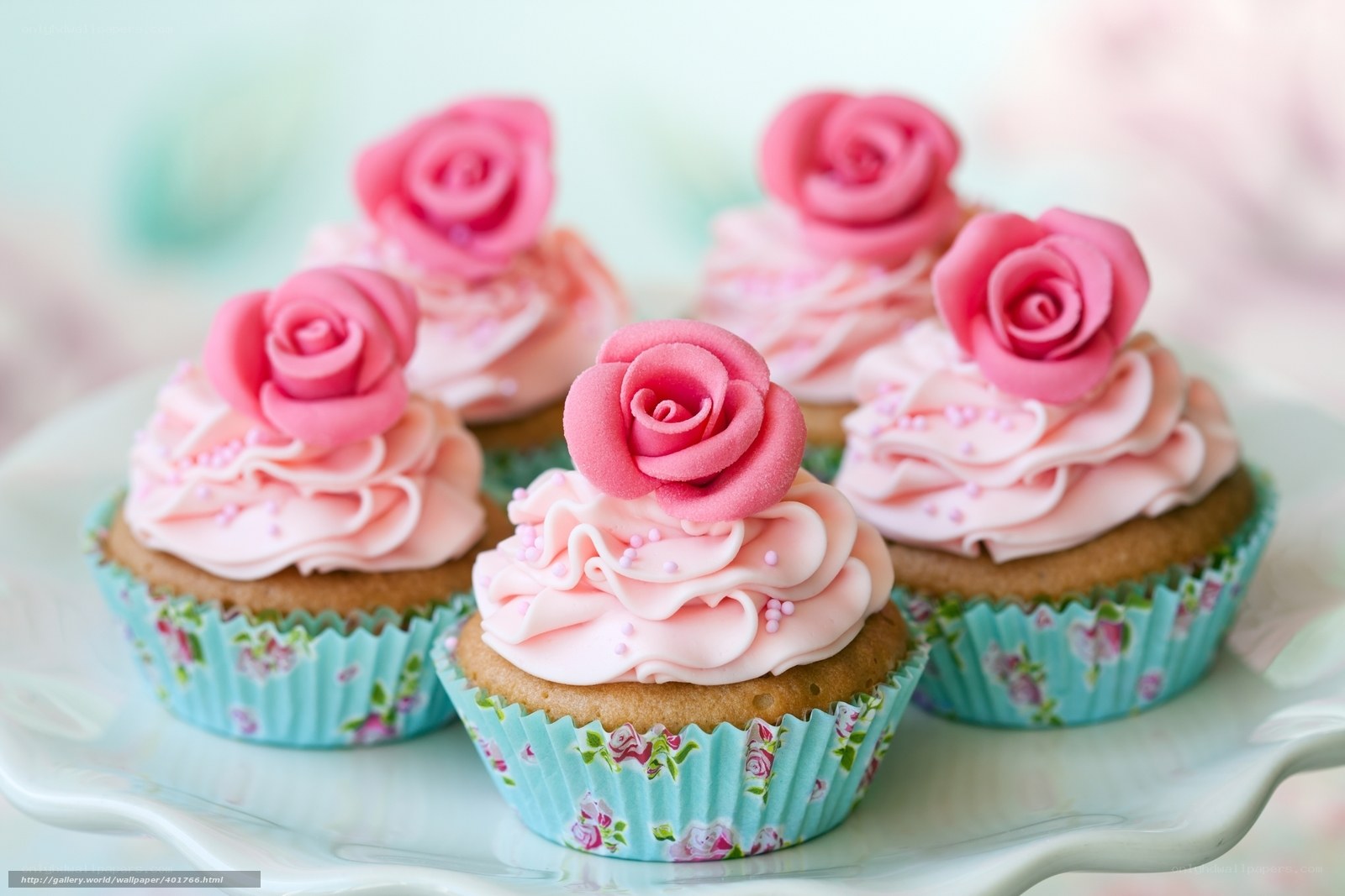 Pink rose cupcakes
