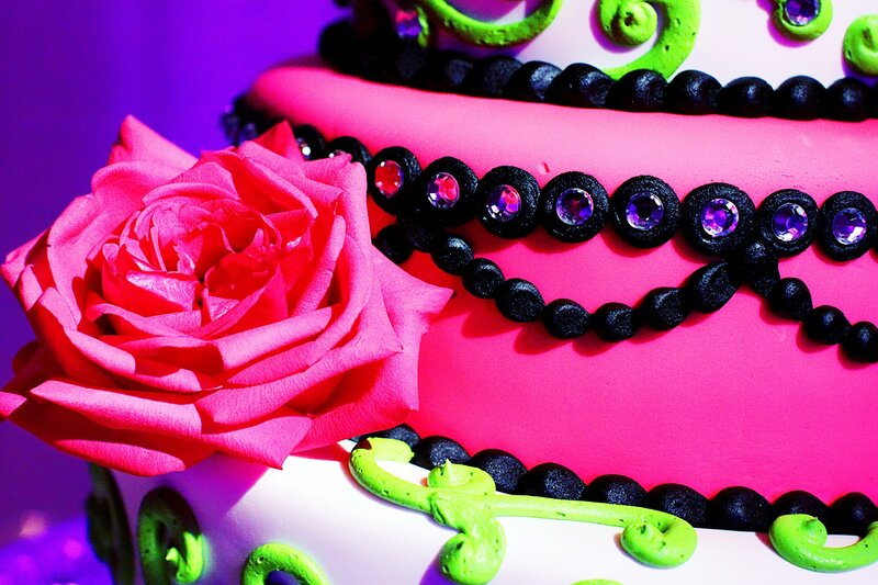 Pink Rose on Cake — Vibrant