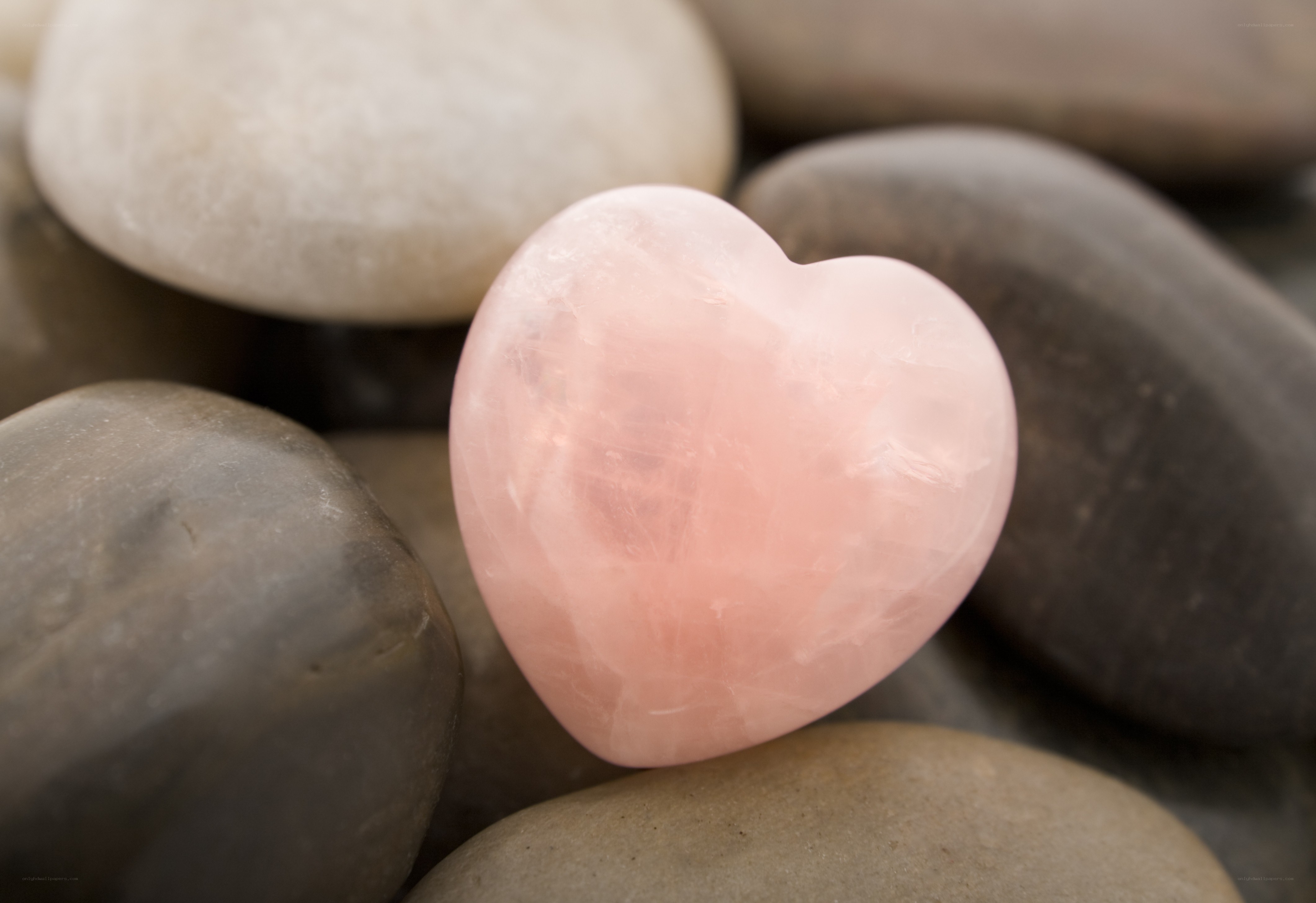 pink rose quartz heart
