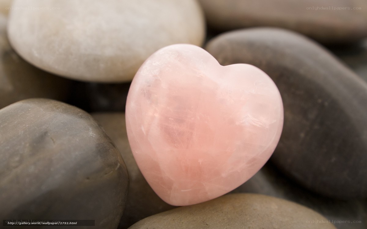pink rose quartz heart