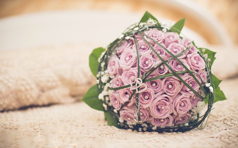 Pink rose wedding bouquet