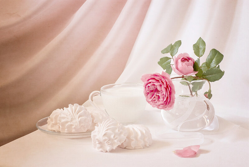 Pink Roses and Meringues