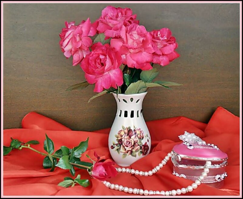 Pink Roses in Vase — Red, Serene