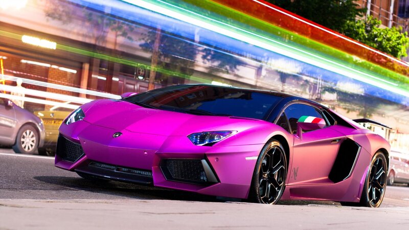 Pink Sports Car — Magenta, Dynamic