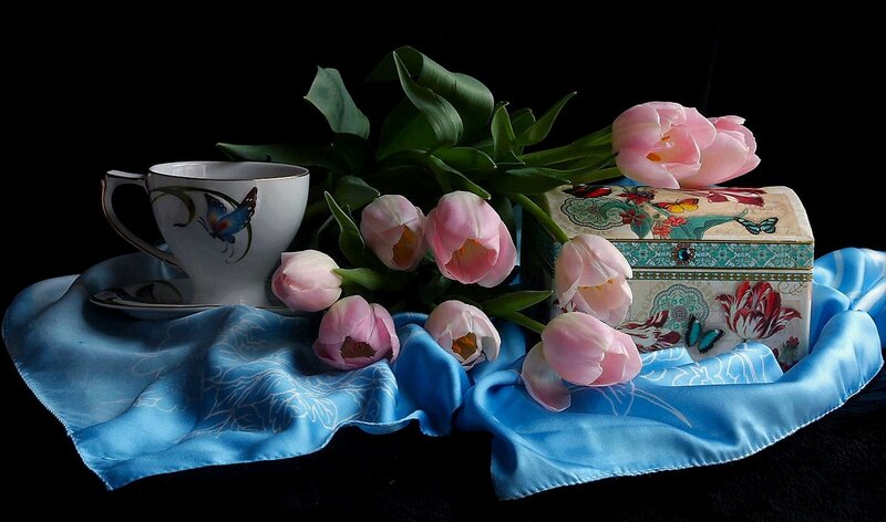 Pink Tulips and Teacup — Blue