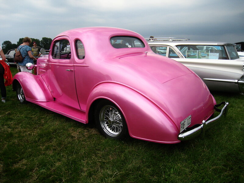 Pink Vintage Car — Overcast