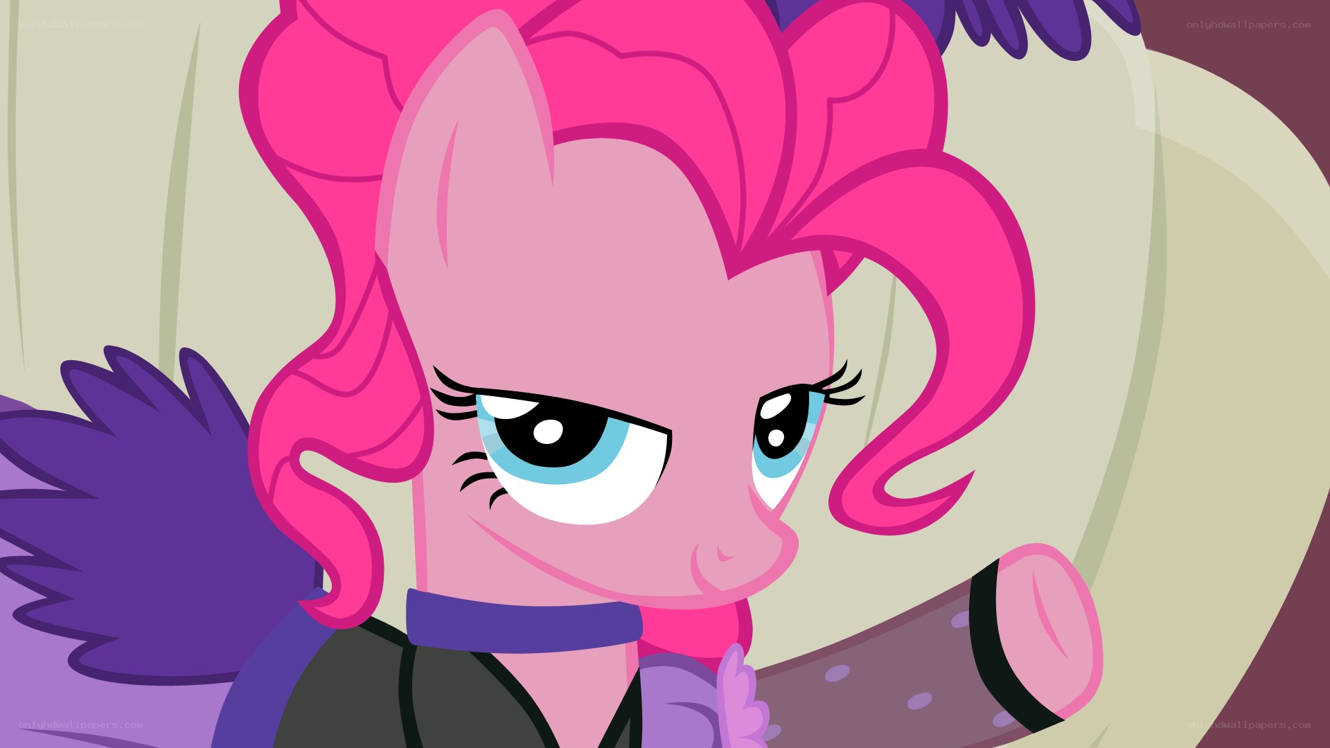 Pinkie Pie with a sly look