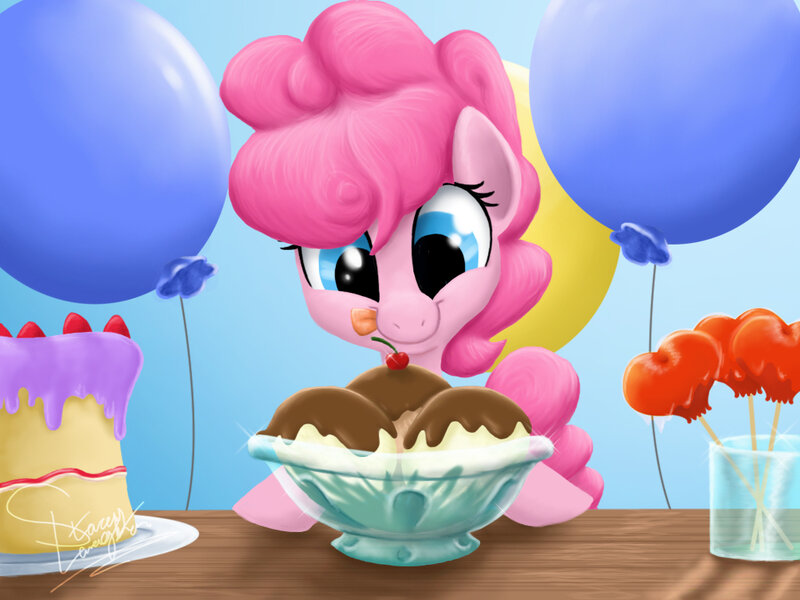 Pinkie Pie with ice cream