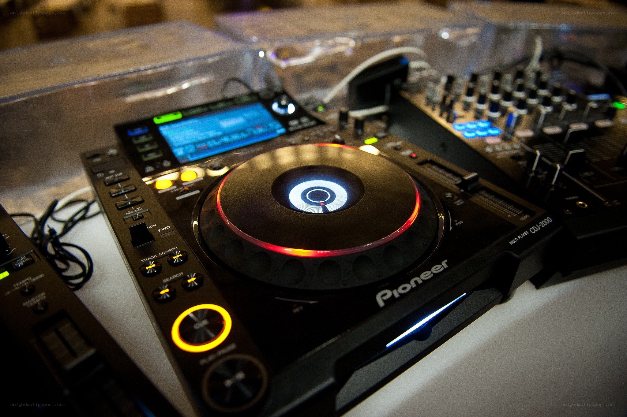 Pioneer CDJ-2000 DJ player
