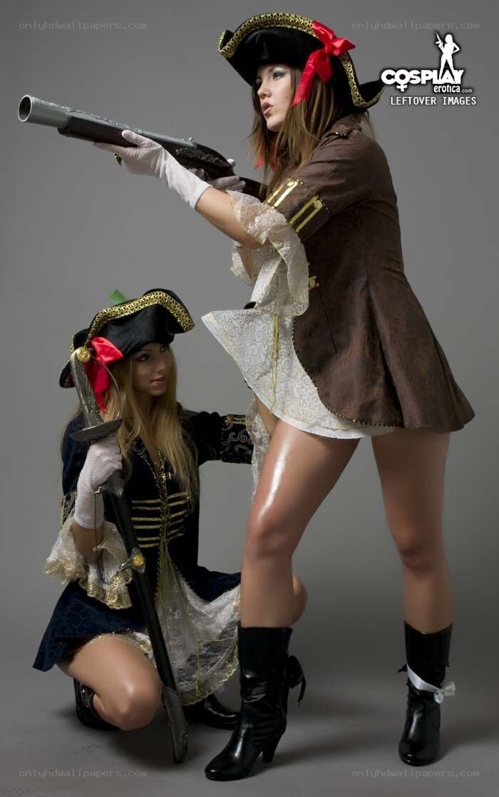 Pirate cosplay with muskets