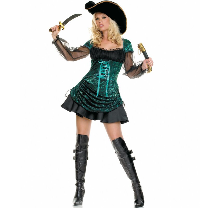 pirate costume woman