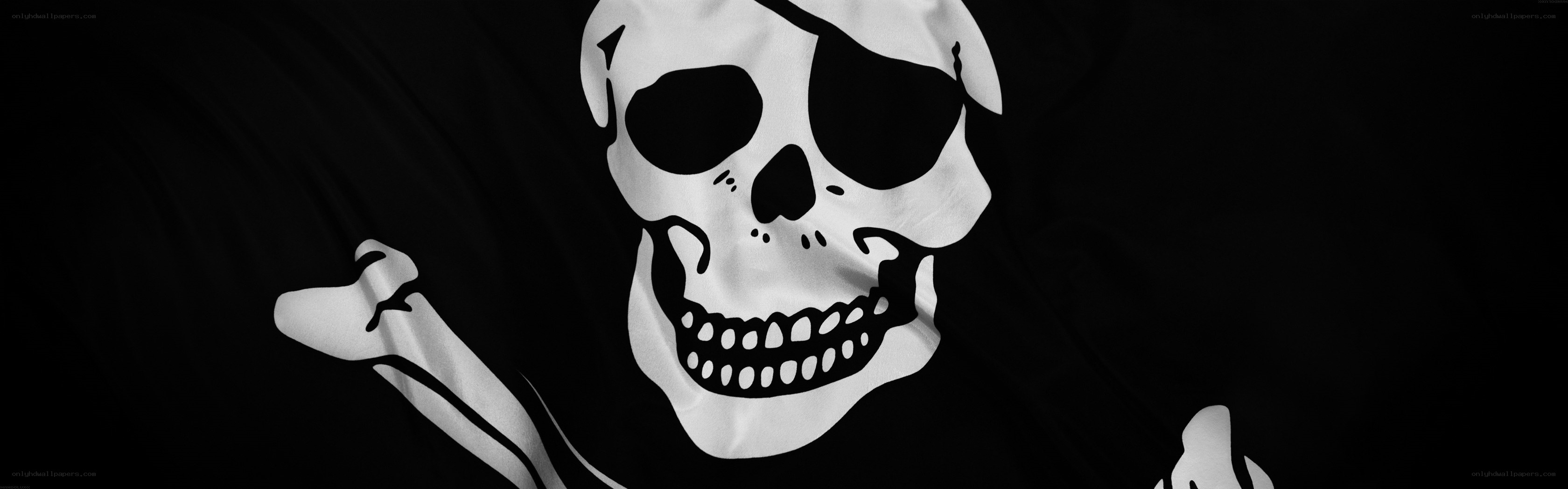 Pirate flag with skull and crossbones