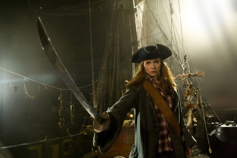 Pirate woman with sword