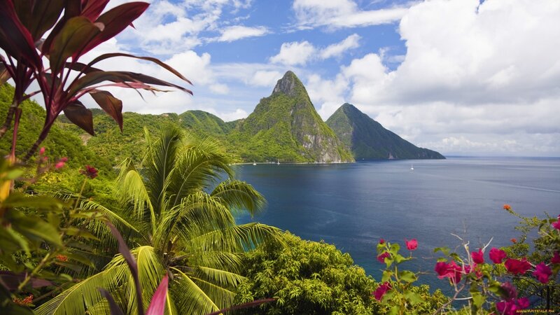 Pitons in Saint Lucia — Green, Serene