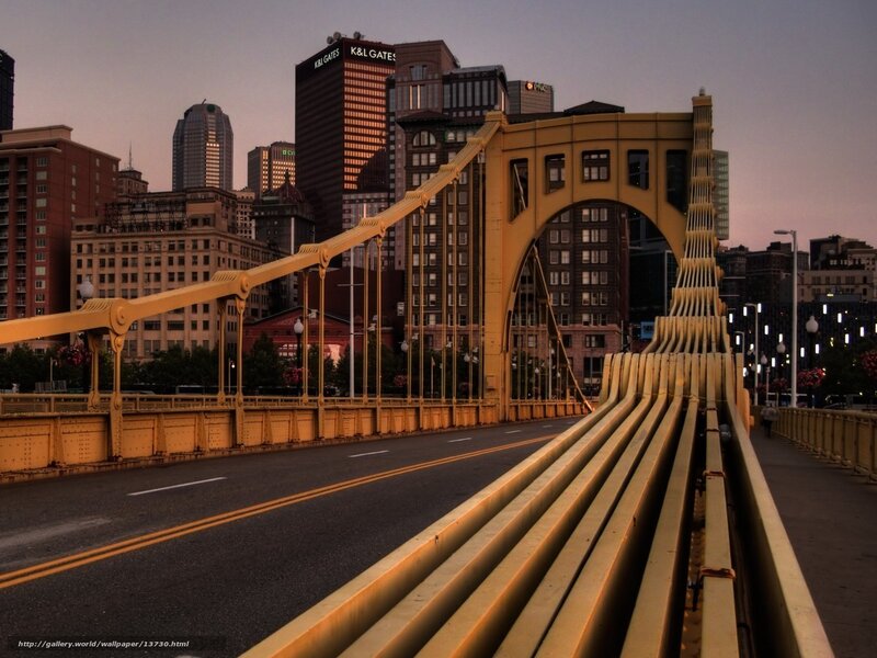 Pittsburgh bridge at dusk