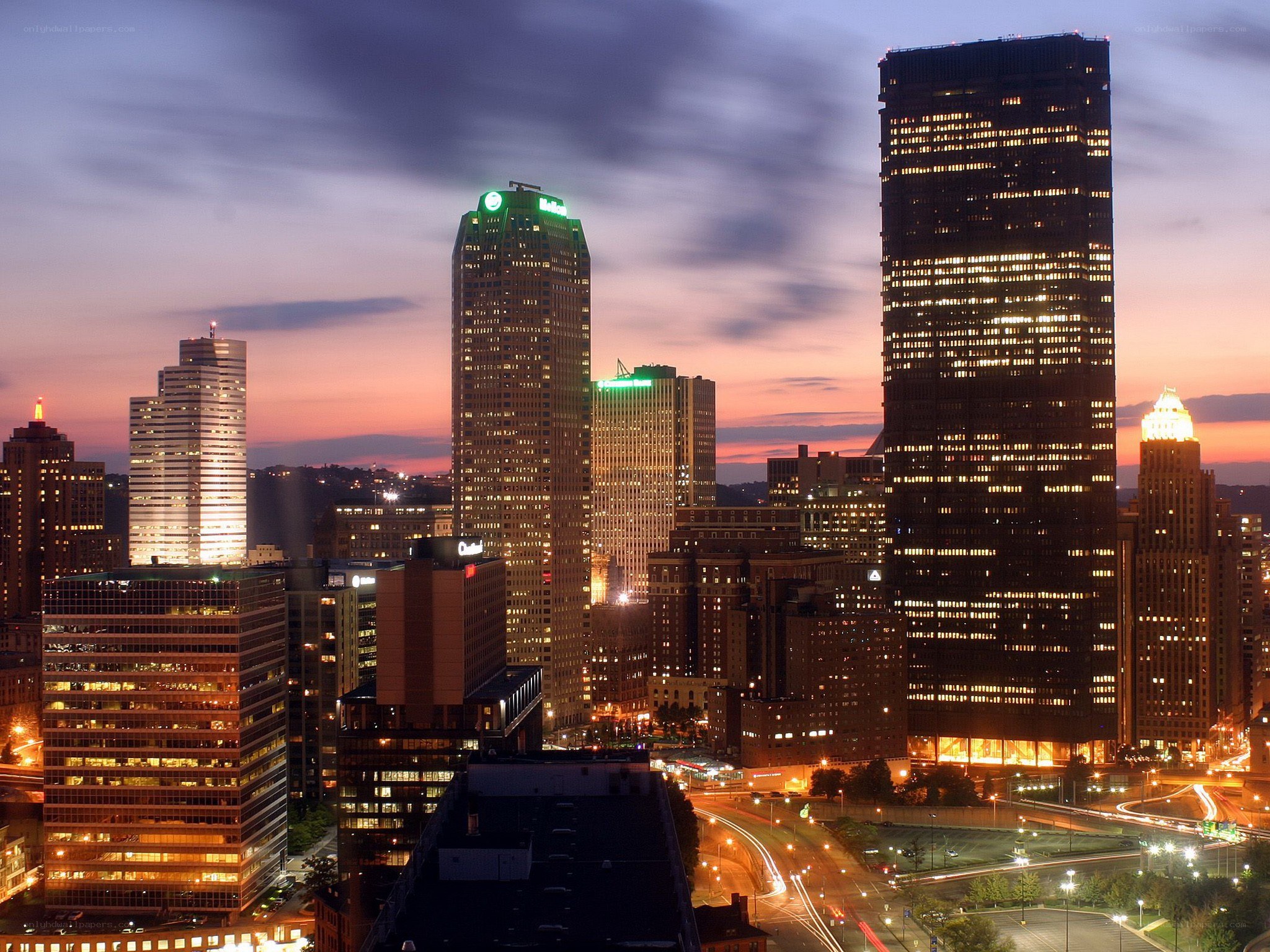 Pittsburgh skyline at dusk