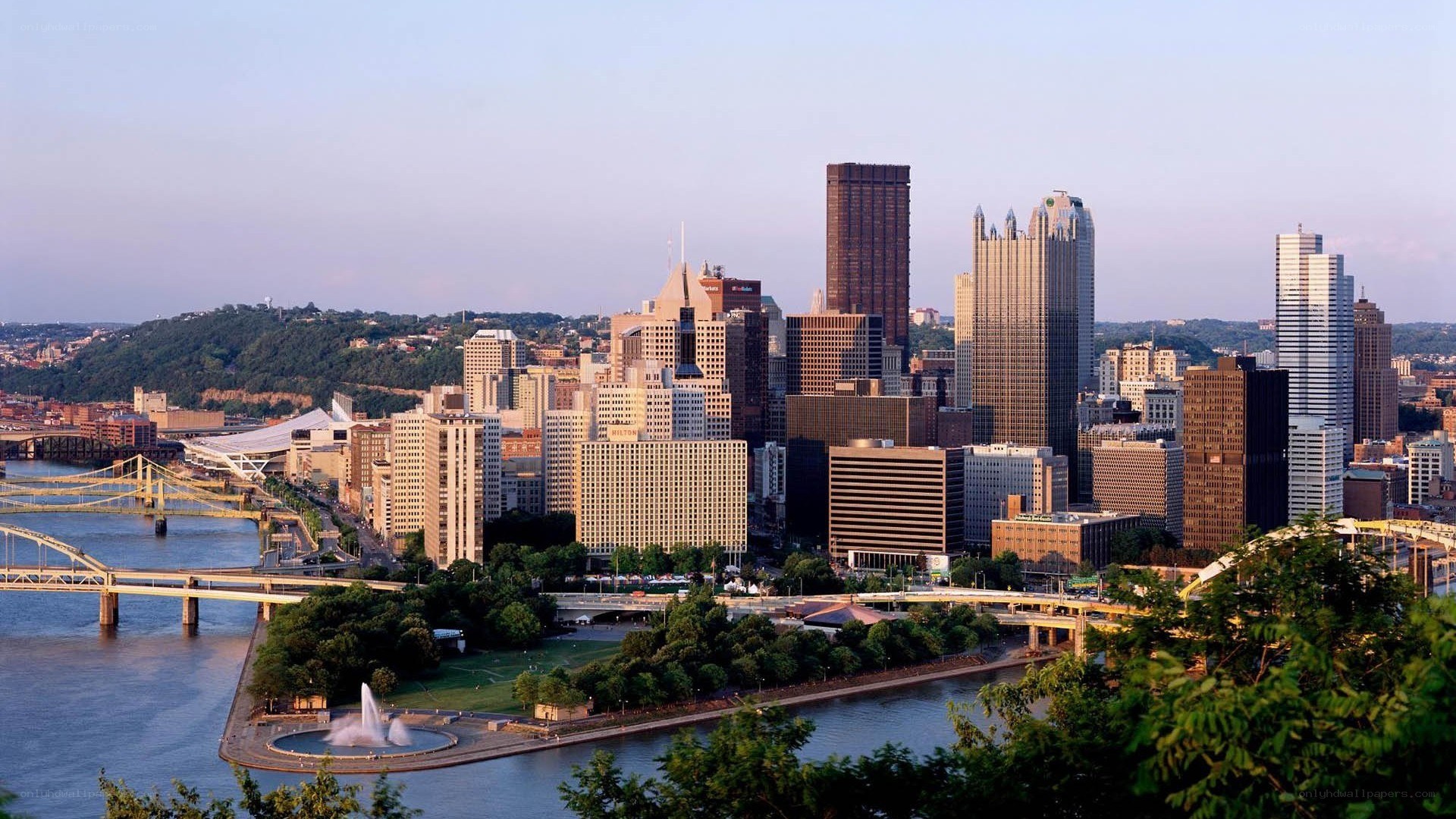Pittsburgh skyline at dusk
