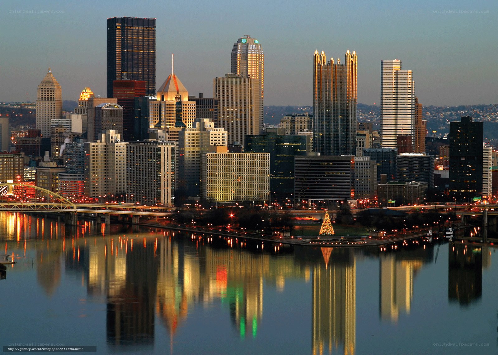 Pittsburgh skyline at dusk