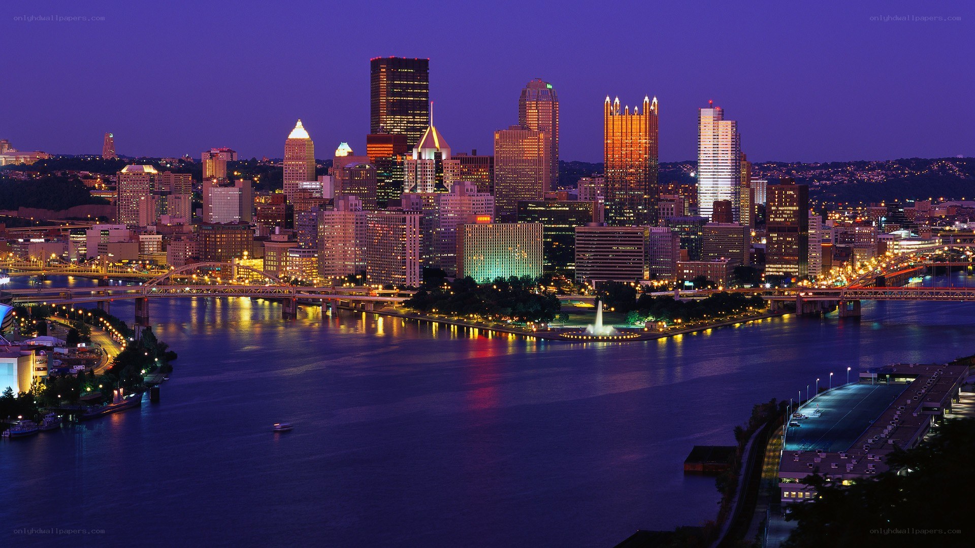 Pittsburgh skyline at dusk