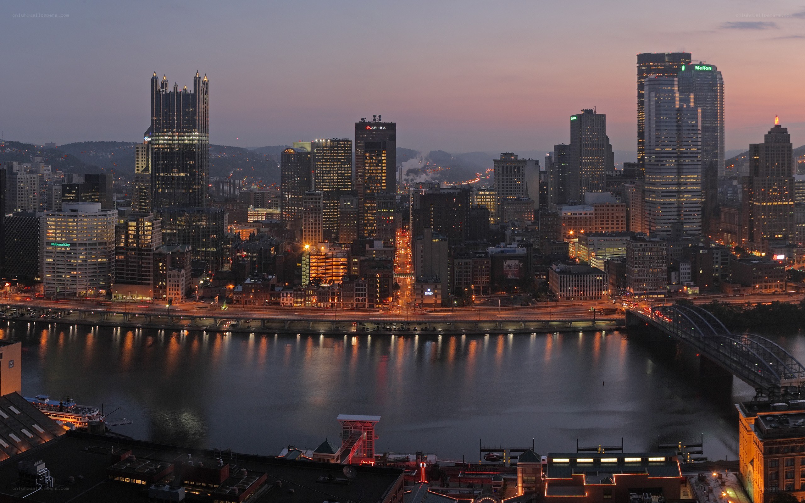 Pittsburgh skyline at dusk