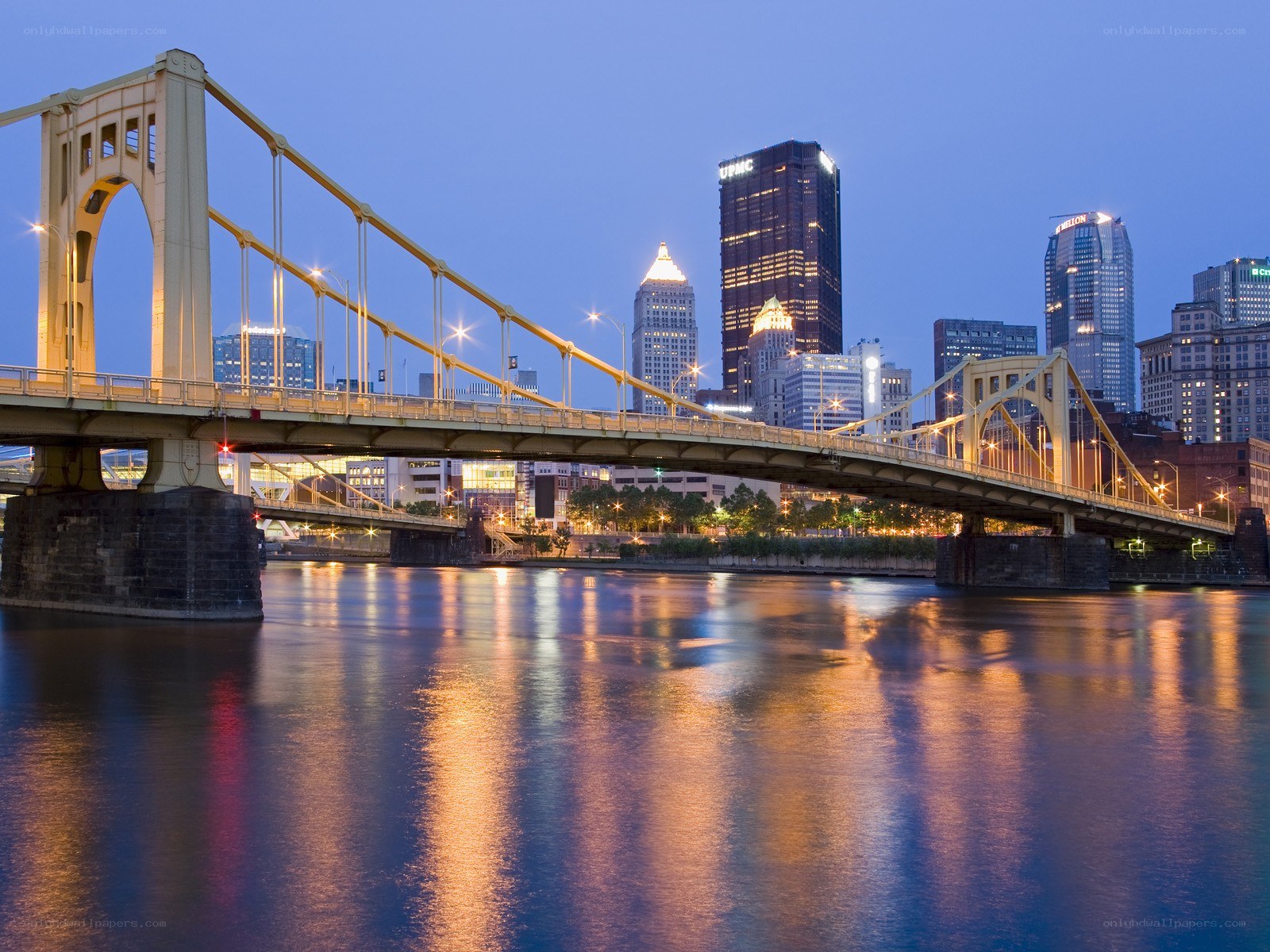 Pittsburgh skyline at dusk