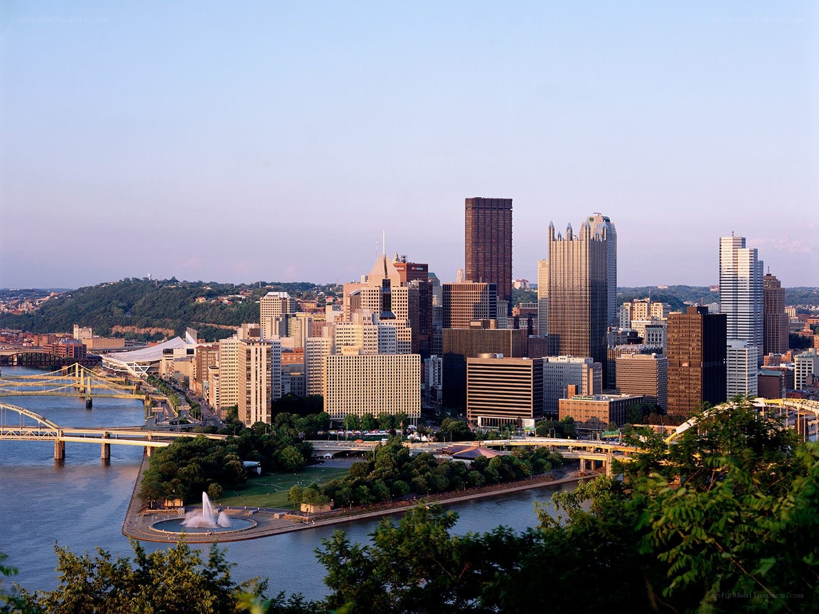 Pittsburgh skyline at dusk
