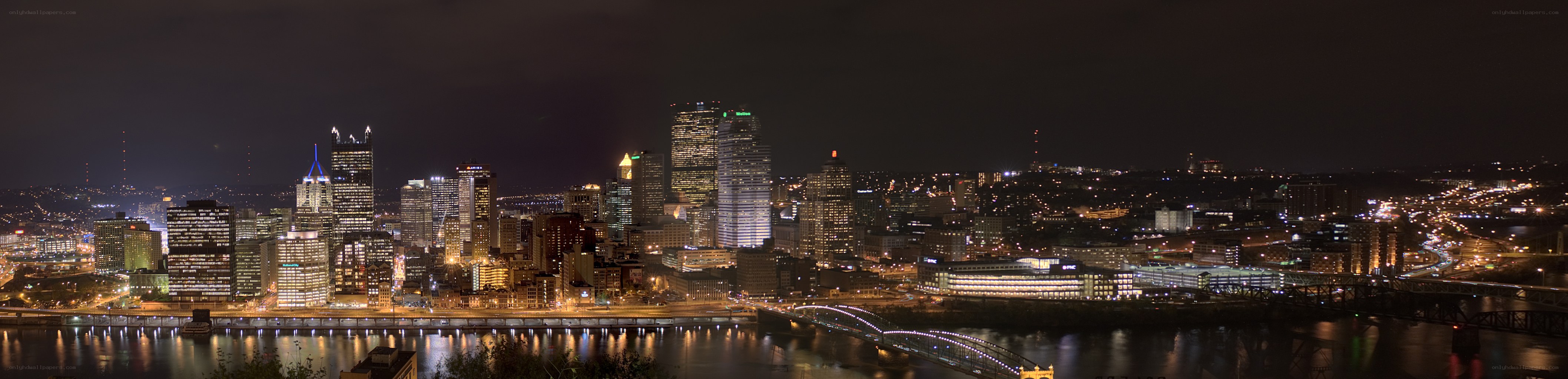 Pittsburgh skyline at night