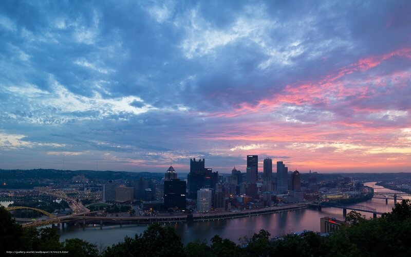 Pittsburgh skyline at sunset