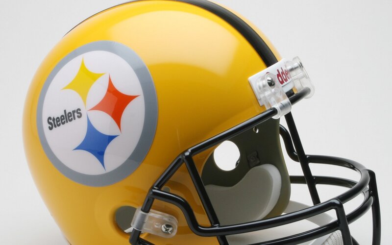 Pittsburgh Steelers helmet