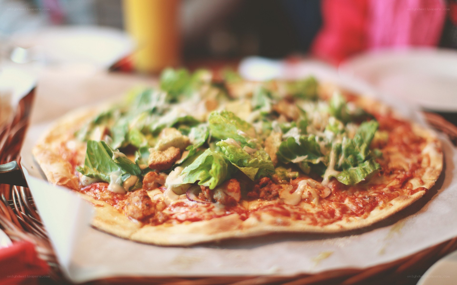 pizza with lettuce and croutons