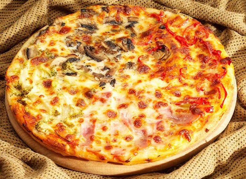 Pizza with Mushrooms and Peppers