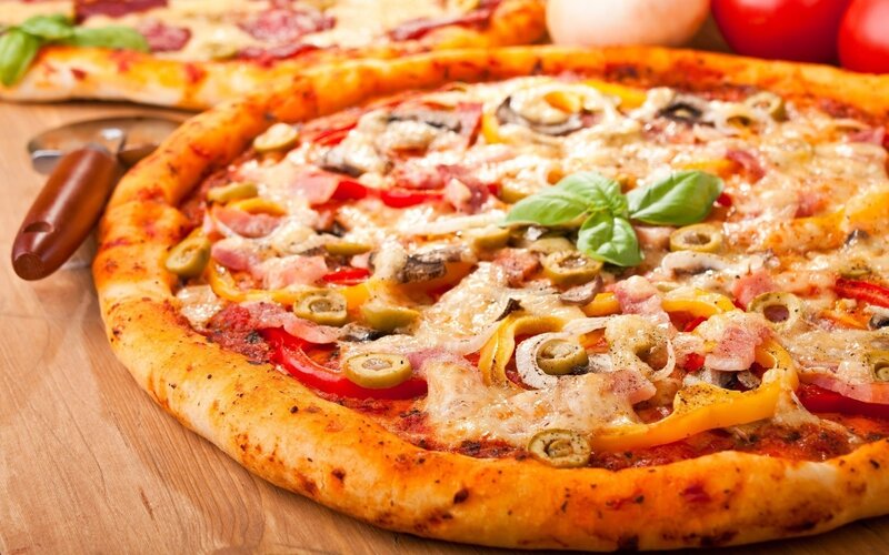 Pizza with Olives and Basil — Yellow, Appetizing